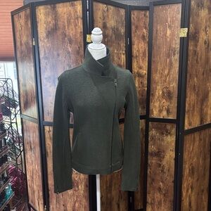 Tahari olive green  Wool Jacket